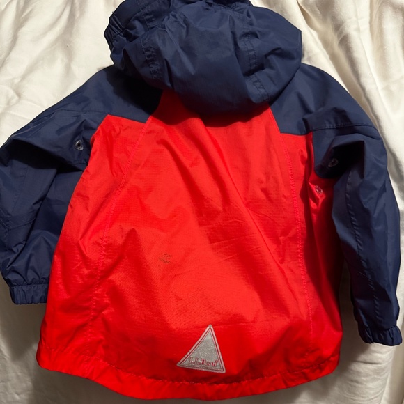 L.L. Bean Toddlers' Discovery EUC Rain Jacket Colorblock, Size 2T, (Red/Blue) - Picture 4 of 14